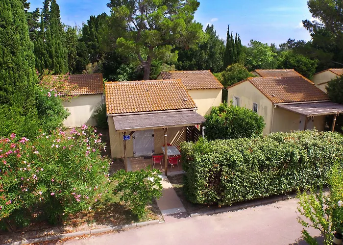 Vvf Villages   Le Parc Des Salines Village de vacances 3*