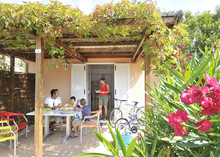 Vvf Villages   Le Parc Des Salines Village de vacances 3*