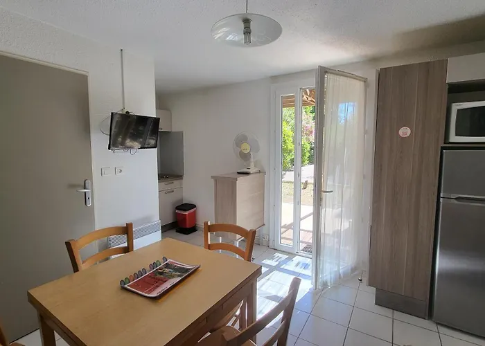 Tatil parkı Vvf Port-la-nouvelle Corbieres 3*